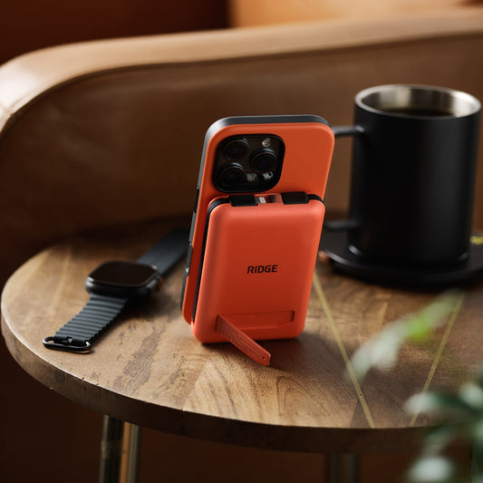 Everyday Charging Kit - iPhone 16 Pro Max - Basecamp Orange